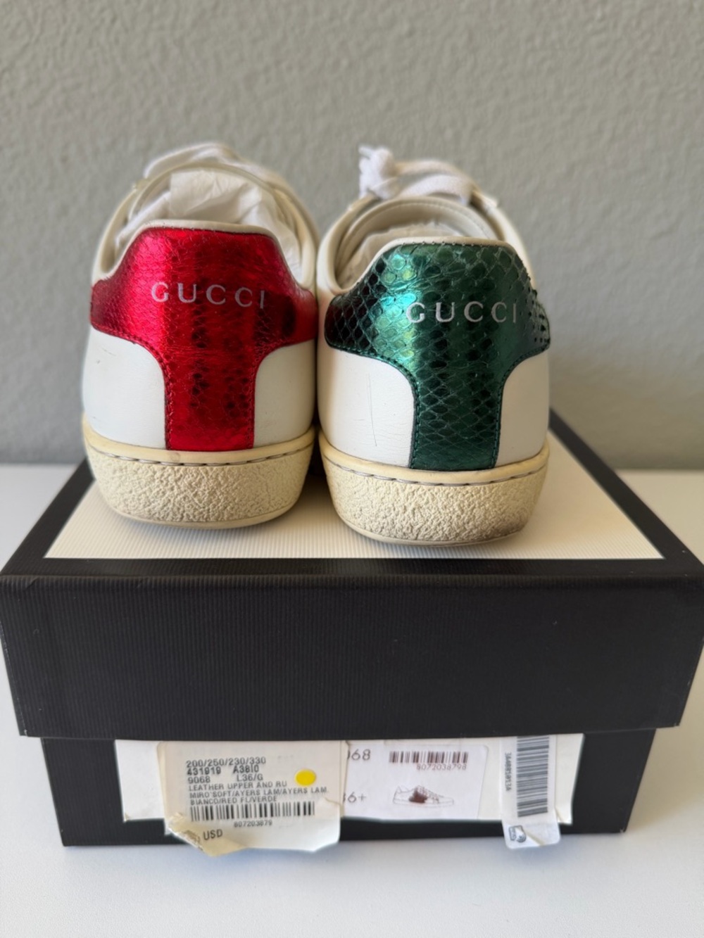Gucci White Sneakers with Green and Red Beaded Patch - Picture 3 of 4